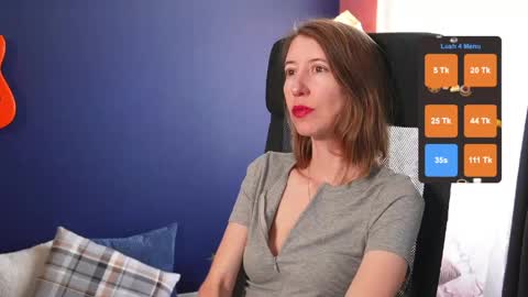 Snapshot of creme_dela_creme chatting on May 20, 2026, 11:00 pm Quinn de la Creme online show from May 20, 2026, 11:00 pm