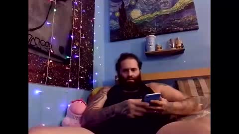 Snapshot of creolethiccc chatting on February 9, 2026, 5:11 am CreoleThiccc online show from February 9, 2026, 5:11 am