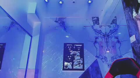 crhistofer_ online show from July 14, 2026, 3:55 am