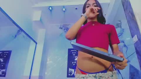 crhistofer_ online show from July 28, 2026, 2:24 pm