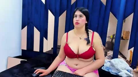 Snapshot of criistaal__ chatting on December 12, 2024, 7:19 am Criistaal online show from December 12, 2024, 7:19 am