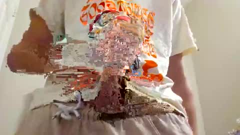 Snapshot of crimsoncolt33 chatting on October 31, 2025, 2:18 pm crimsoncolt33 online show from October 31, 2025, 2:18 pm