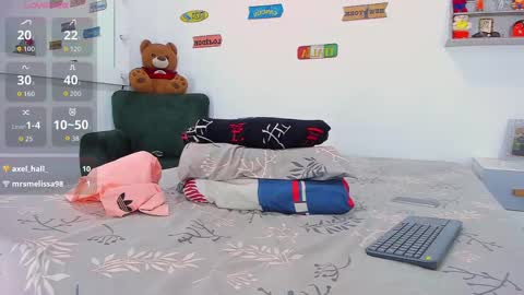 cristian online show from October 4, 2025, 1:47 am