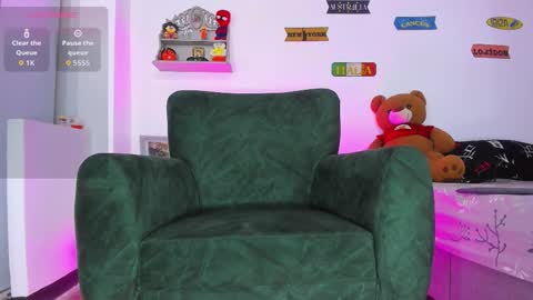 cristian online show from October 7, 2025, 2:09 am