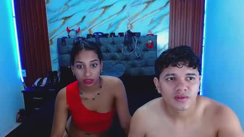 Snapshot of crisandmery chatting on February 26, 2026, 6:23 am CRISANDMERY online show from February 26, 2026, 6:23 am