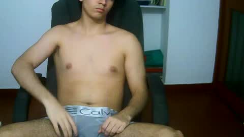 crisexy3 online show from June 30, 2026, 4:57 am