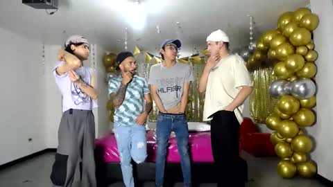 Snapshot of crismens chatting on January 15, 2025, 3:11 am crismens online show from January 15, 2025, 3:11 am