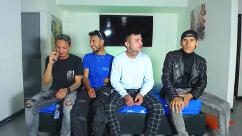 Snapshot of crismens chatting on October 19, 2025, 6:41 pm crismens online show from October 19, 2025, 6:41 pm