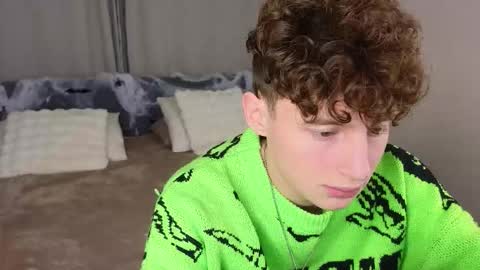 Chris online show from November 6, 2025, 3:02 pm