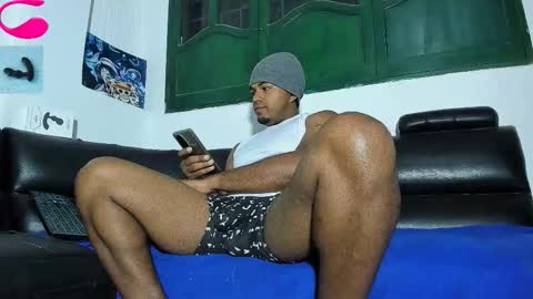 Snapshot of criss1964 chatting on December 19, 2025, 2:07 am yereimis y jaider online show from December 19, 2025, 2:07 am