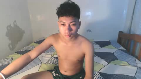 cristal1xox online show from November 19, 2025, 5:29 am