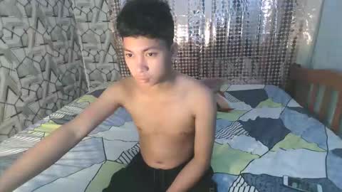 cristal1xox online show from November 26, 2025, 6:25 am