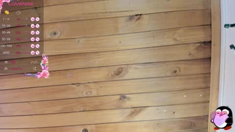 Snapshot of cristal__hot_1 chatting on November 4, 2025, 4:00 am Cristal online show from November 4, 2025, 4:00 am