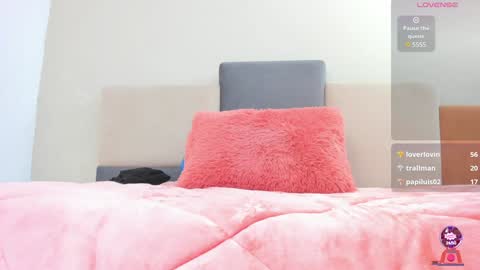 Snapshot of cristal_crossfit chatting on January 18, 2025, 12:15 pm Cristal online show from January 18, 2025, 12:15 pm