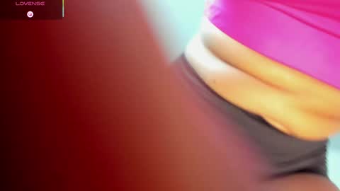 Snapshot of cristal_crossfit chatting on March 5, 2025, 3:40 pm Cristal online show from March 5, 2025, 3:40 pm