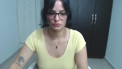 Snapshot of cristal_hot07 chatting on January 10, 2025, 5:47 am Cristal online show from January 10, 2025, 5:47 am