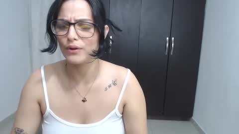 Snapshot of cristal_hot07 chatting on January 19, 2025, 7:57 am Cristal online show from January 19, 2025, 7:57 am