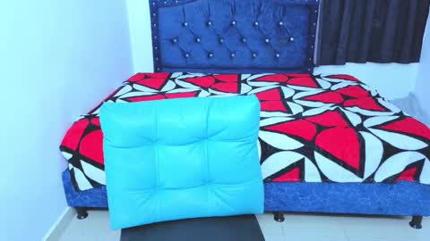 Snapshot of cristal_hot07 chatting on September 20, 2025, 12:11 am Cristal online show from September 20, 2025, 12:11 am