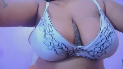 Cristal online show from October 5, 2025, 8:40 pm