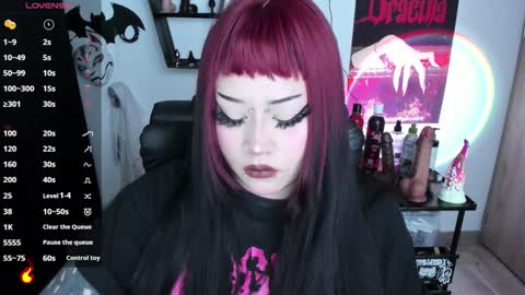 Snapshot of cristal_kosh chatting on September 19, 2025, 6:19 pm Cris online show from September 19, 2025, 6:19 pm