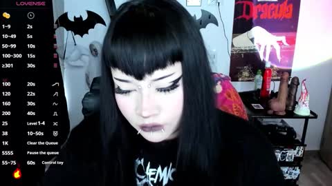 Snapshot of cristal_kosh chatting on February 20, 2026, 9:04 pm Cris online show from February 20, 2026, 9:04 pm