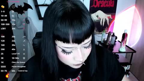 Snapshot of cristal_kosh chatting on March 10, 2026, 9:53 pm Cris online show from March 10, 2026, 9:53 pm