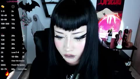 Snapshot of cristal_kosh chatting on March 26, 2026, 8:25 pm Cris online show from March 26, 2026, 8:25 pm