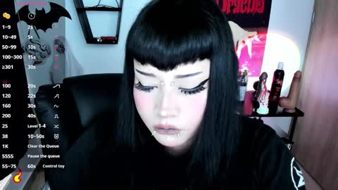 Snapshot of cristal_kosh chatting on March 28, 2026, 9:25 pm Cris online show from March 28, 2026, 9:25 pm