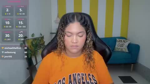 Snapshot of cristal_war chatting on November 4, 2025, 11:26 pm Cristal online show from November 4, 2025, 11:26 pm