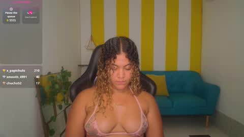 Snapshot of cristal_war chatting on November 15, 2025, 11:43 pm Cristal online show from November 15, 2025, 11:43 pm