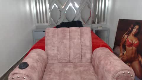 Natalie                      online show from December 14, 2024, 10:07 pm