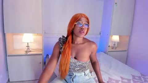 cristalbennet online show from June 30, 2026, 6:53 pm