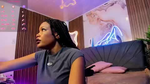 Snapshot of cristalbroke_tay chatting on May 18, 2026, 7:41 pm Crystalbroke online show from May 18, 2026, 7:41 pm