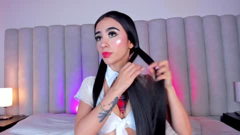 Snapshot of cristalcornner_ chatting on December 30, 2024, 7:32 pm Nicole Connection time 220pm-910pmCol online show from December 30, 2024, 7:32 pm