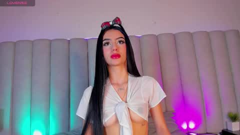 Snapshot of cristalcornner_ chatting on March 2, 2025, 11:50 am Nicole Connection time 220pm-910pmCol online show from March 2, 2025, 11:50 am