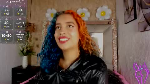   online show from November 21, 2025, 3:44 pm