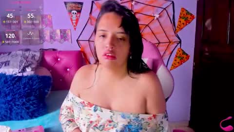 Snapshot of cristaln07 chatting on October 30, 2025, 2:40 pm Natis online show from October 30, 2025, 2:40 pm