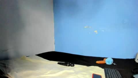 Snapshot of cristalsolei chatting on April 23, 2026, 3:47 pm Cristal Solei online show from April 23, 2026, 3:47 pm