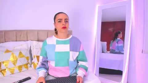 Snapshot of cristalwalker__ chatting on November 21, 2025, 11:31 am cristal walker online show from November 21, 2025, 11:31 am