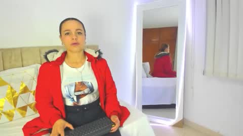 Snapshot of cristalwalker__ chatting on November 24, 2025, 10:26 am cristal walker online show from November 24, 2025, 10:26 am