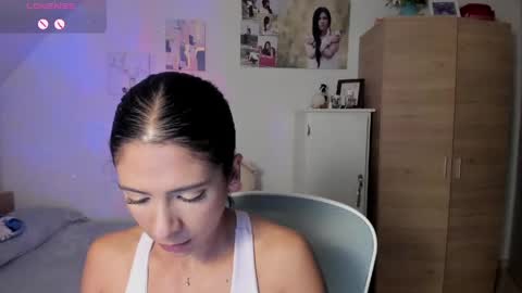Snapshot of cristamunez chatting on April 22, 2026, 3:20 am veronika online show from April 22, 2026, 3:20 am