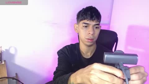 Snapshot of cristhian_slytherin chatting on December 5, 2025, 4:10 am cristhian online show from December 5, 2025, 4:10 am