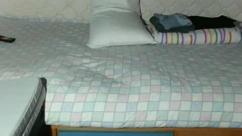 cristianrr184034 online show from November 3, 2025, 2:07 pm