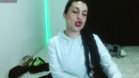 Snapshot of cristina_connor chatting on January 7, 2025, 1:28 am Cristina online show from January 7, 2025, 1:28 am