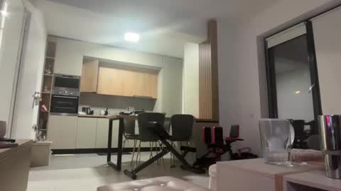 Snapshot of cristinabrunete chatting on November 21, 2025, 7:23 pm cristinabrunete online show from November 21, 2025, 7:23 pm