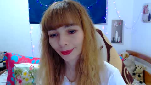 cristinewinter online show from March 25, 2026, 10:21 am