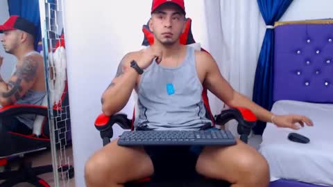 Snapshot of cristophertompson chatting on December 3, 2024, 12:38 pm Say me Cris online show from December 3, 2024, 12:38 pm