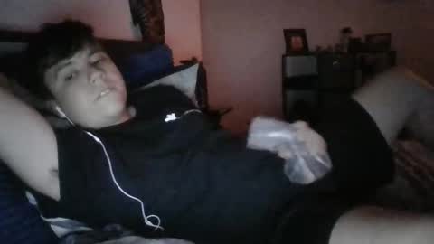 Snapshot of crisx3585 chatting on November 6, 2025, 5:08 am crisx3585 online show from November 6, 2025, 5:08 am