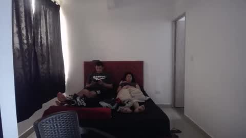 crisyoha4020 online show from November 24, 2025, 7:13 pm