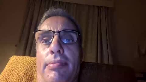 Crucut online show from January 12, 2025, 10:54 pm